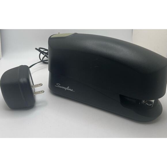 Swingline Black Electric/Battery Operated Stapler Model # 421xx. - Picture 1 of 3
